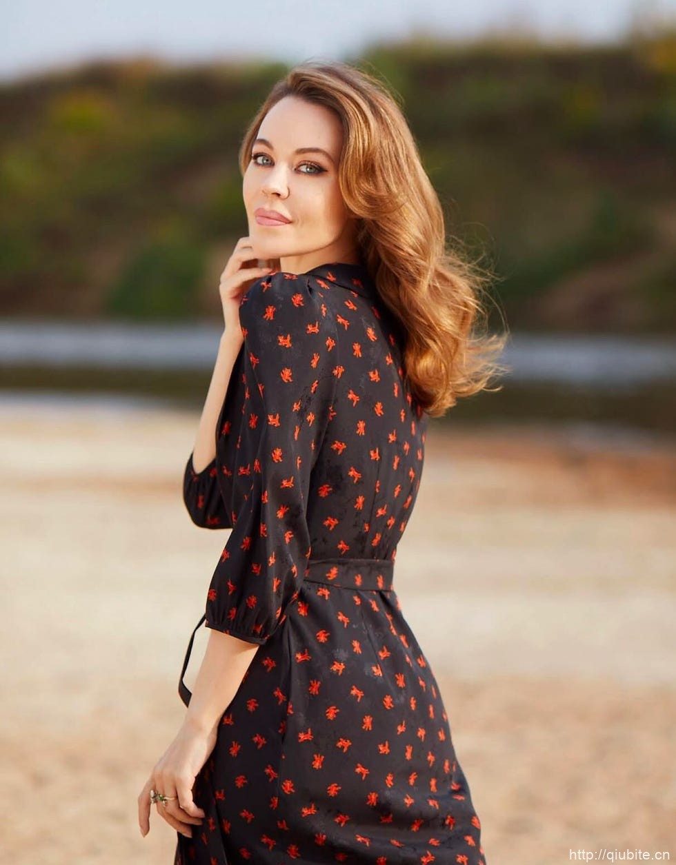 elle 最会秀恩爱的俄罗斯长腿名媛,离婚了