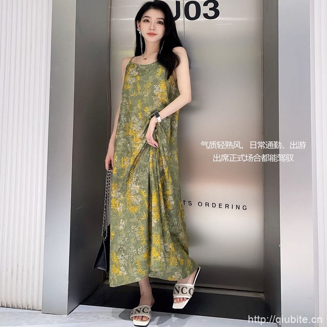 赫本休闲百搭吊带连衣裙女士裙子