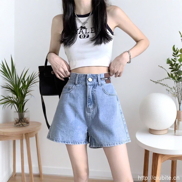 LaChapelly拉夏贝尔 女士阔腿牛仔短裤